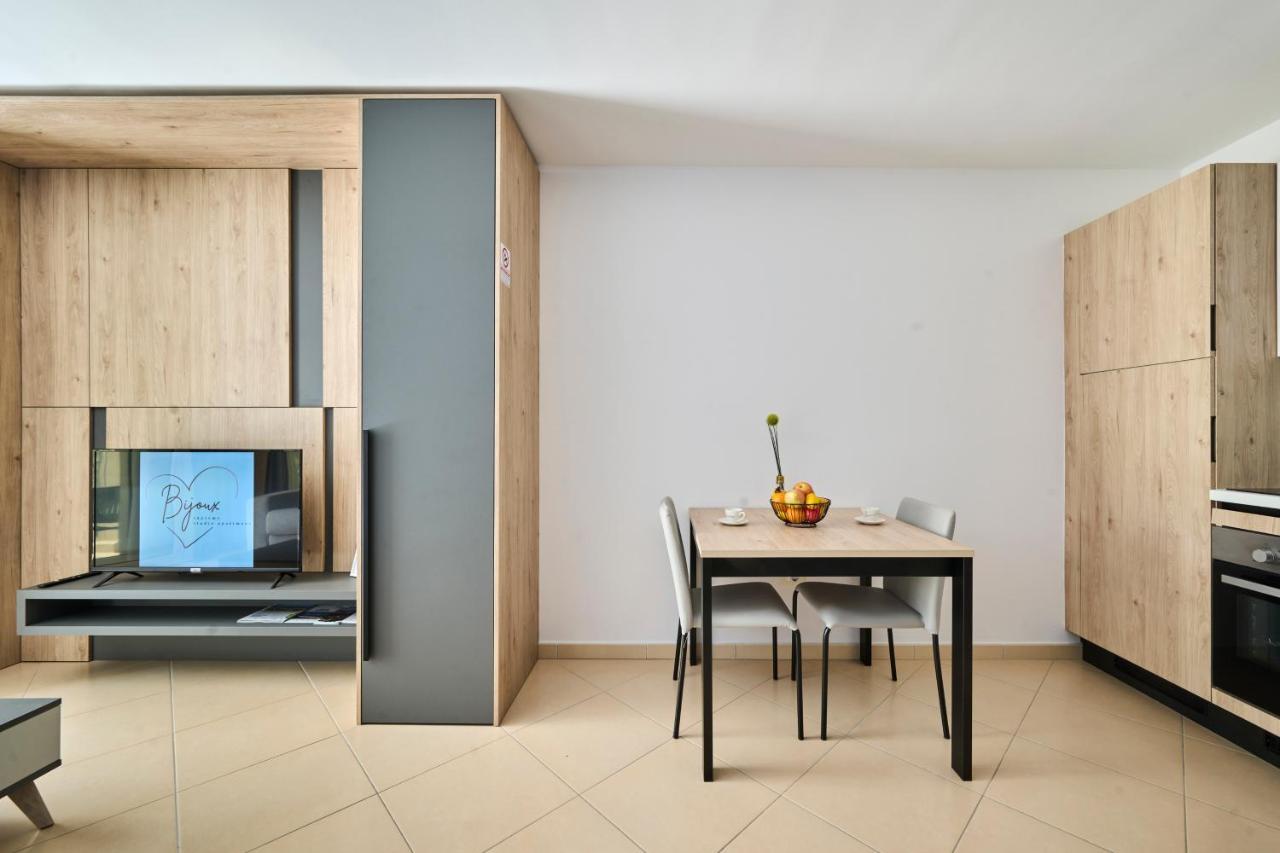 Supreme Studio Apartment Bijoux Umag Exteriér fotografie